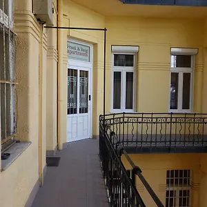 Appartement Frank & Fang Mk7, Budapest